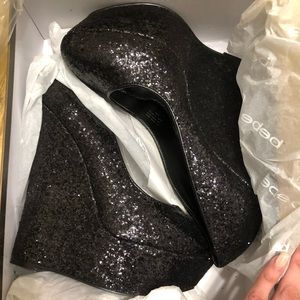 Bebe wedges/platform size8 1/2